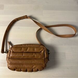 Madewell The Transport Camera Bag Puff Edition